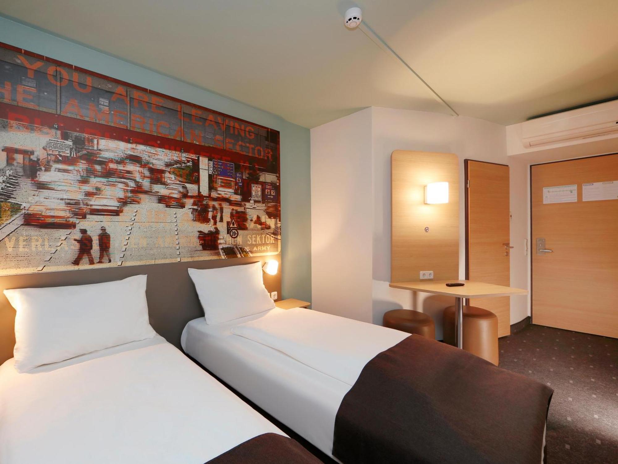 B&B Hotel Berlin-Dreilinden Клайнмахнов Экстерьер фото