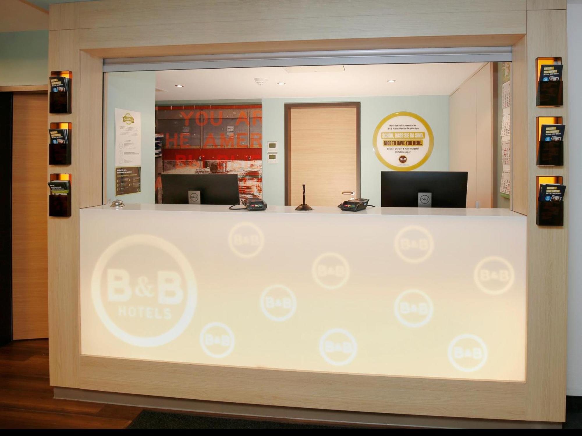 B&B Hotel Berlin-Dreilinden Клайнмахнов Экстерьер фото