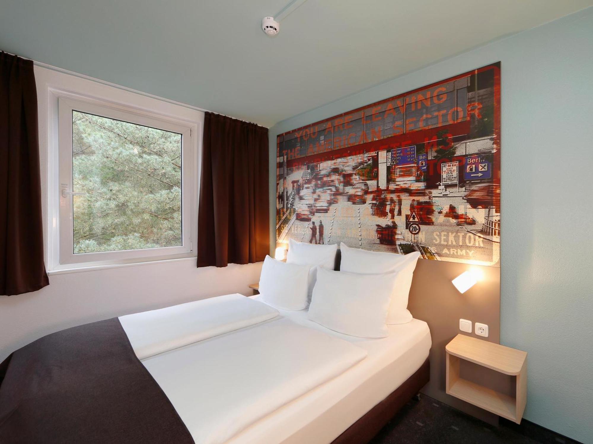 B&B Hotel Berlin-Dreilinden Клайнмахнов Экстерьер фото