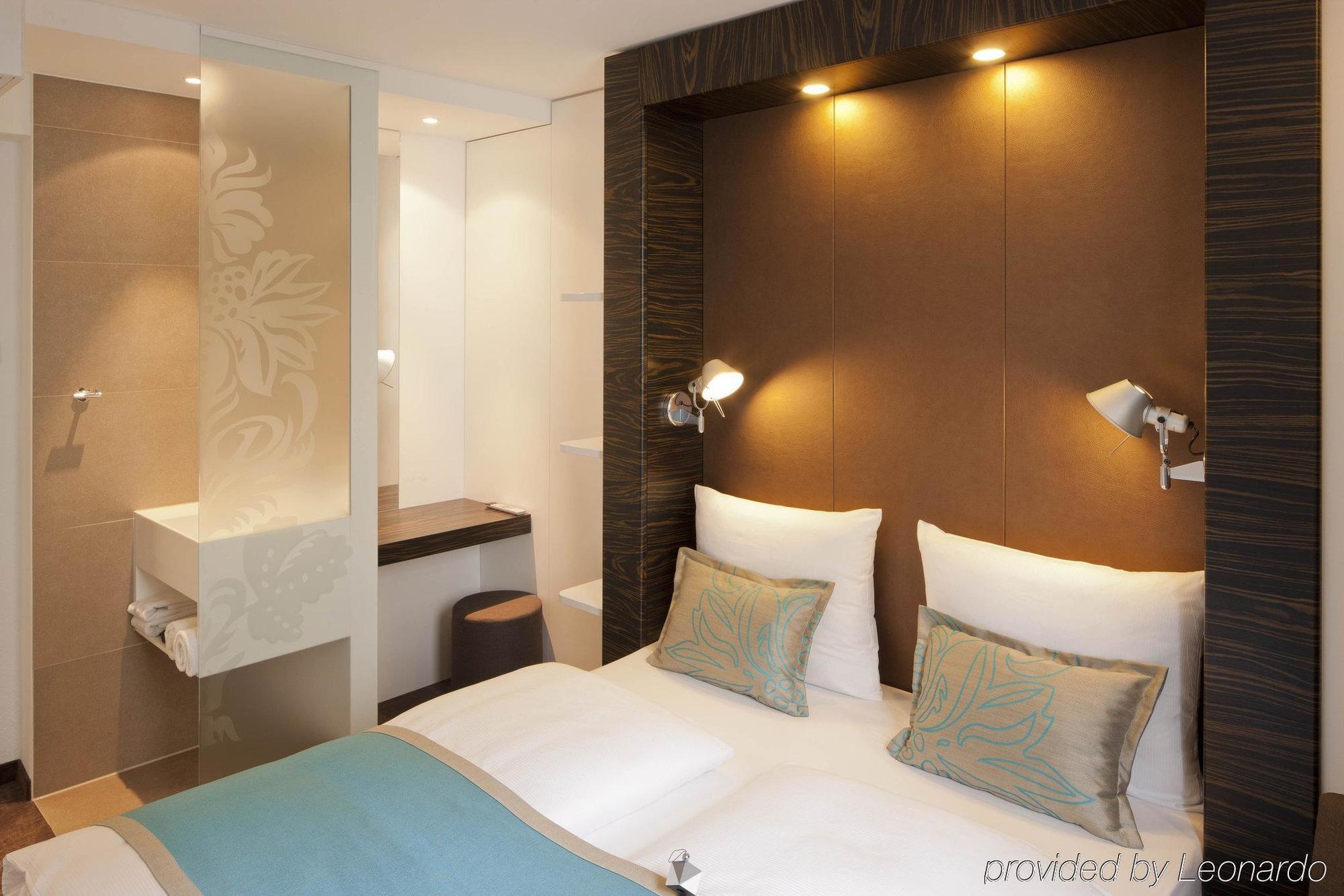 B&B Hotel Berlin-Dreilinden Клайнмахнов Экстерьер фото