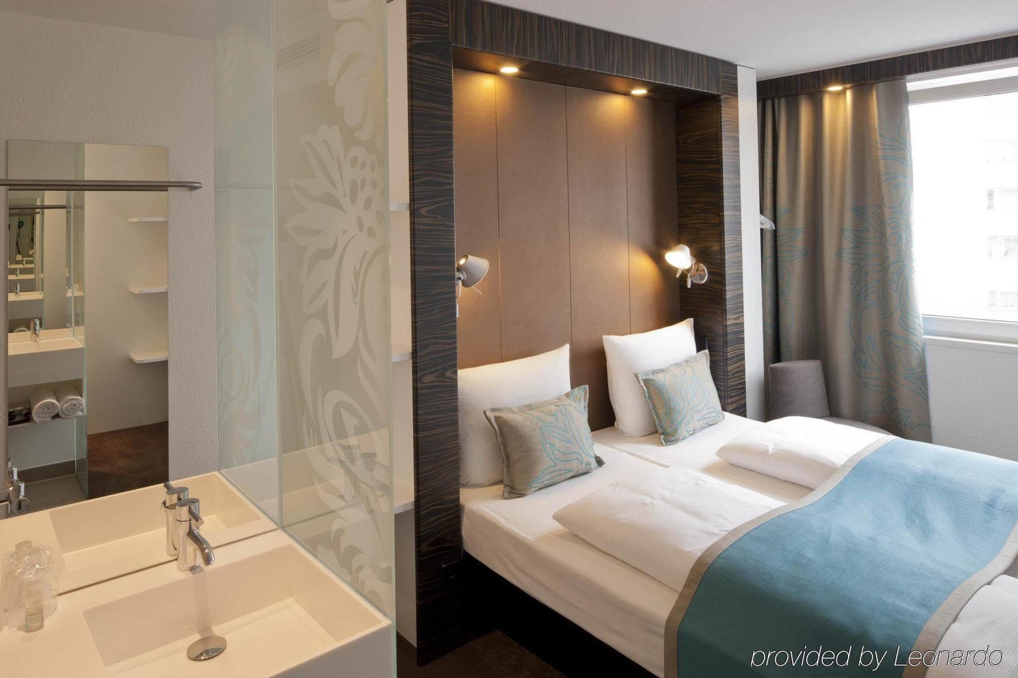 B&B Hotel Berlin-Dreilinden Клайнмахнов Экстерьер фото